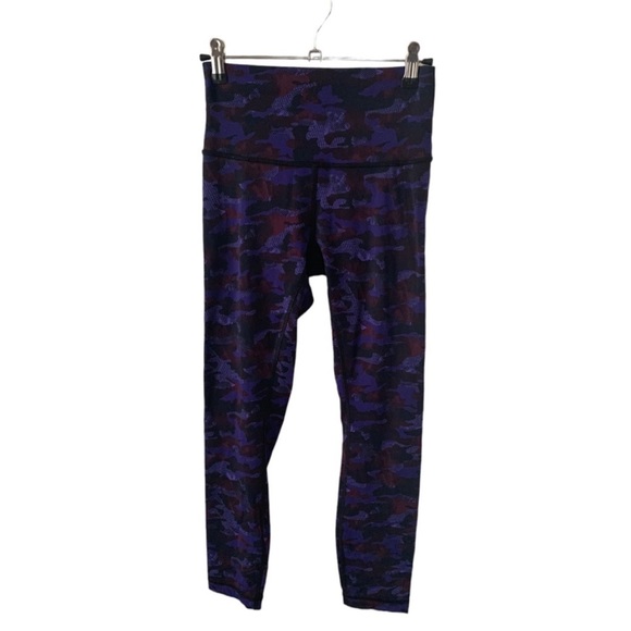 Lululemon Wunder Under Crop III 25” Hounds Camo Emperor Blue Black Size 4 - Picture 5 of 8